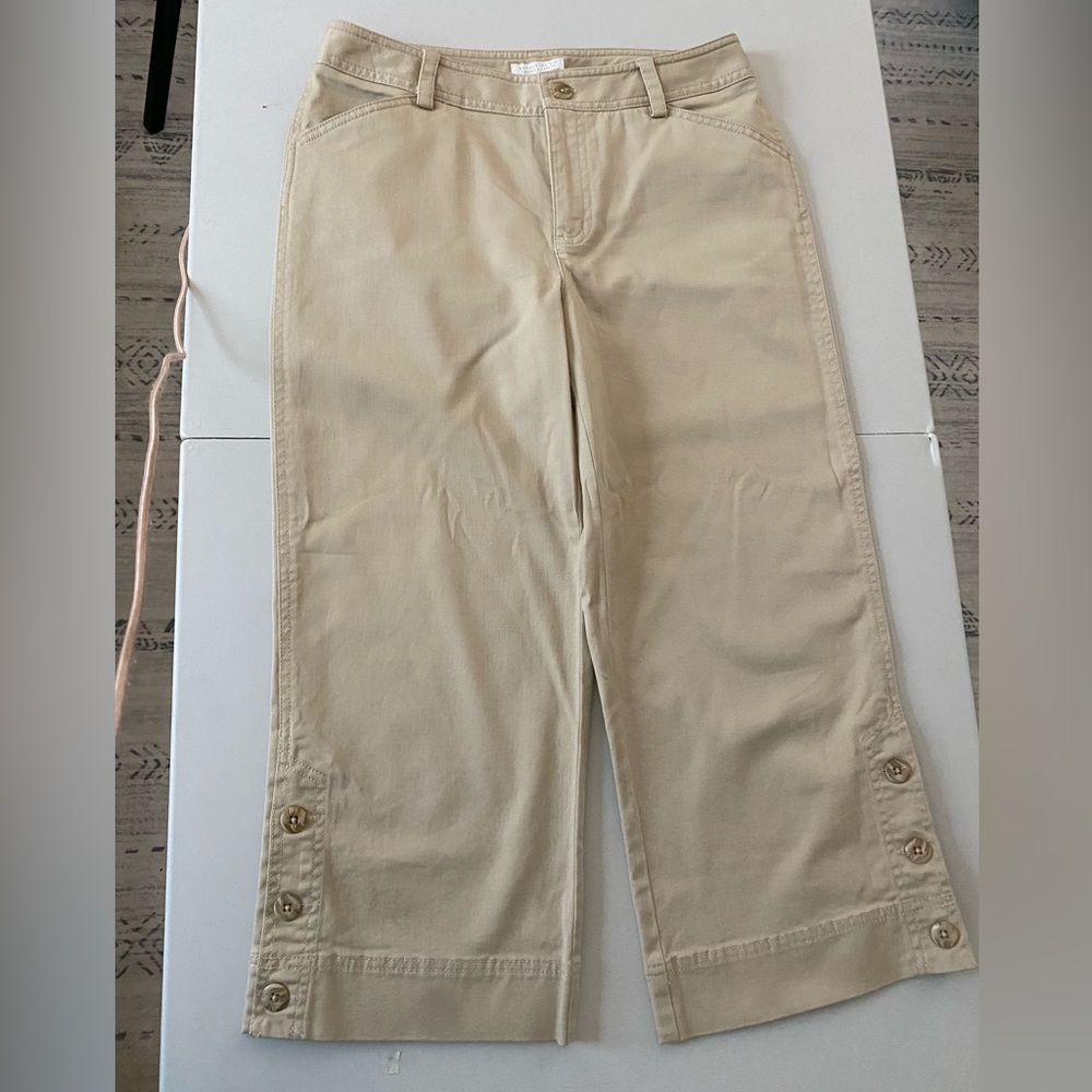 Charter club Tan Capri cropped length pant size 6 petite